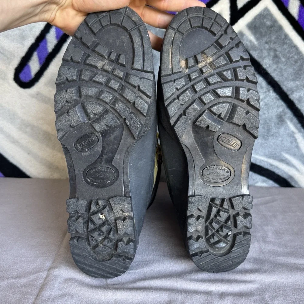 Size 12 - VASQUE Skywalk Stealth hiking boot firm‎ rigid heavy speed lace